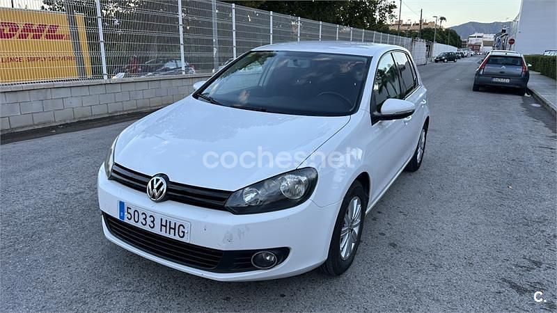 Blanco Usado 2011 VW Golf VI Berlina | 5700 € (Precio justo) - Imagen 1/4