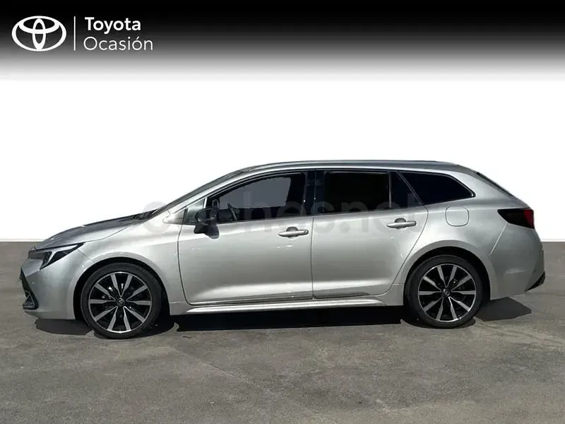 Usado Toyota Corolla Edition 140 CV (102 kW) 2025 Gris / plata Familiar