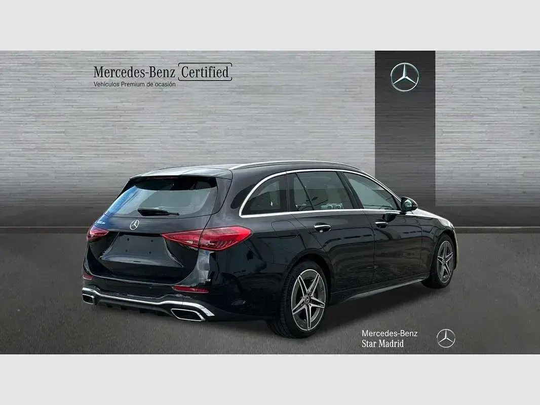 Usado Mercedes C300e 313 CV (230 kW) 2025 Negro Familiar