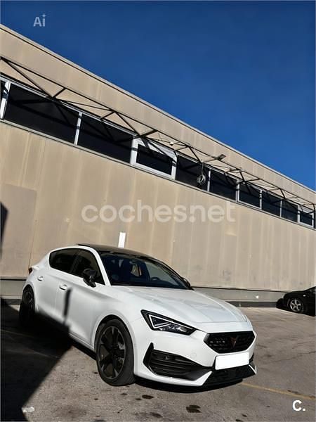 Usado Cupra Leon 150 CV (110 kW) 2023 Blanco Berlina
