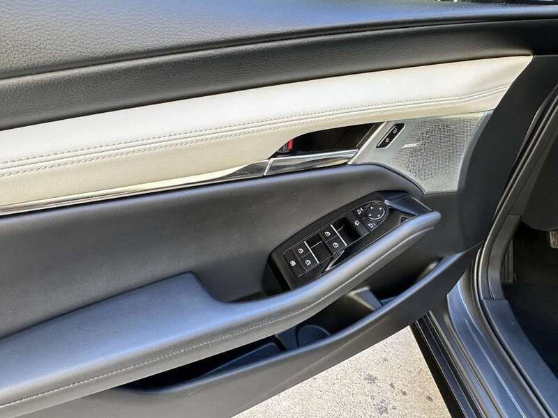 Usado Mazda 3 179 CV (131 kW) 2021 Gris Utilitario