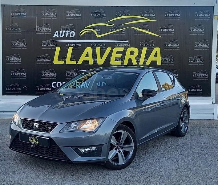 Usado Seat Leon FR 150 CV (110 kW) 2015 Gris / plata Berlina