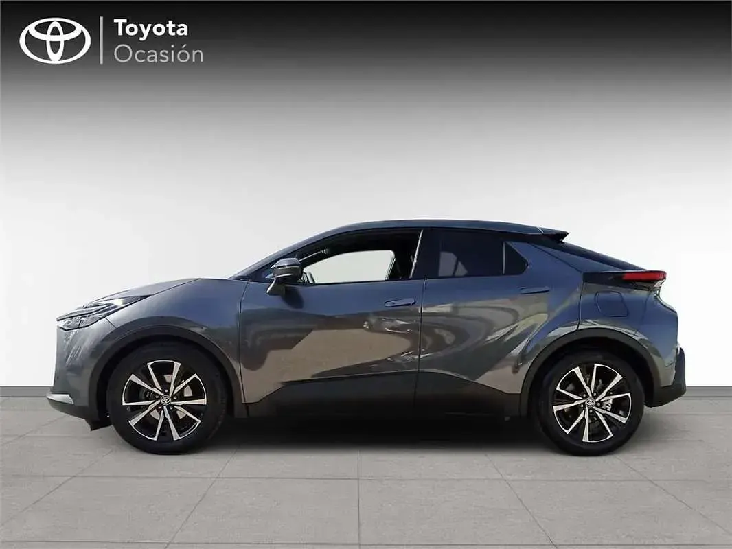 Usado Toyota Auris Advance 136 CV (100 kW) 2025 Utilitario