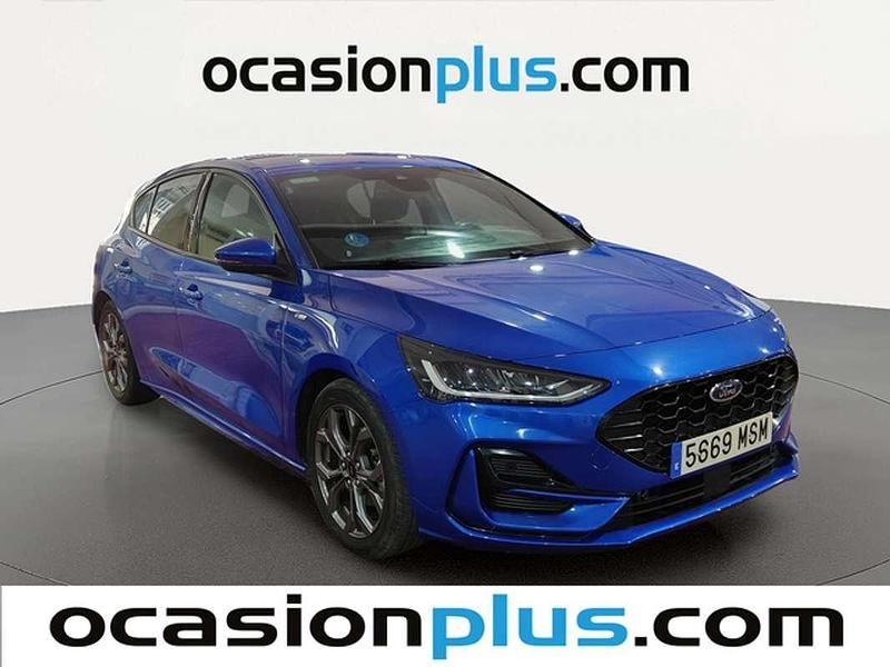 Käytetty Ford Focus ST-Line 155 HP (114 kW) 2024 Sininen Viistoperä