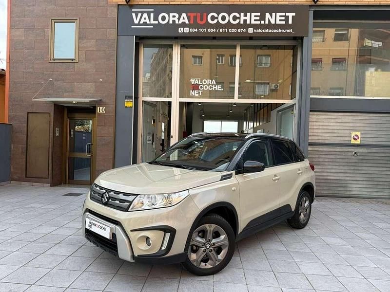 Usado Suzuki Vitara 120 CV (88 kW) 2018 Beige SUV