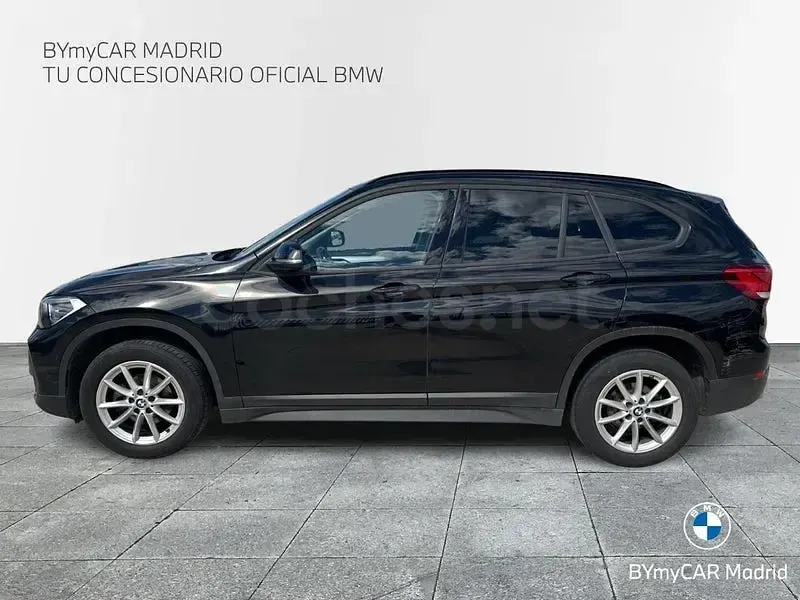 Käytetty BMW X1 Performance 116 HP (85 kW) 2022 Musta Katumaasturi