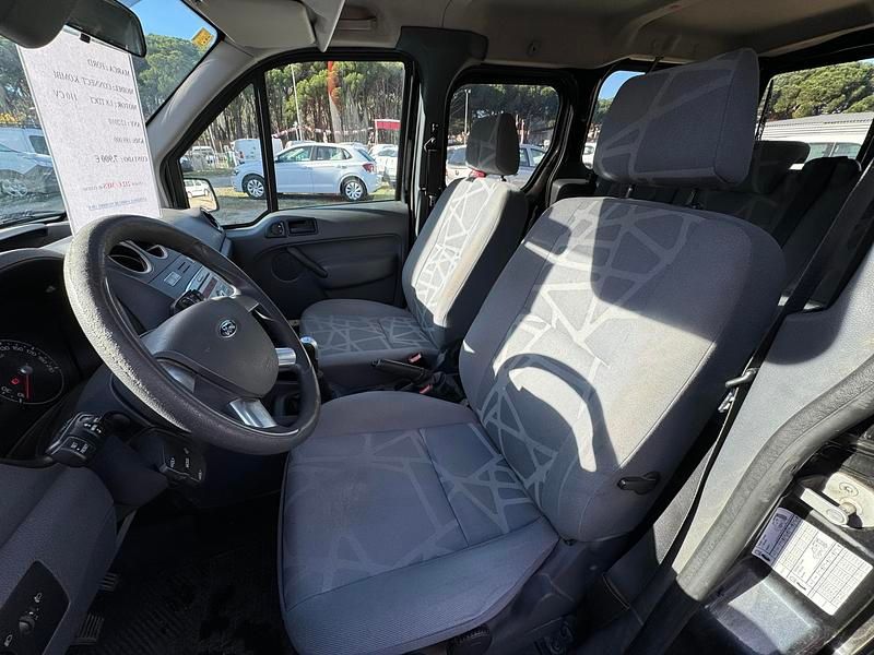 Usado Ford Tourneo Connect Trend 110 CV (80 kW) 2010 Negro Monovolumen
