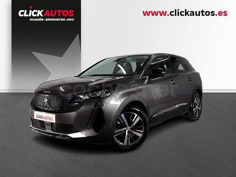 Usado Peugeot 3008 Allure 130 CV (95 kW) 2022 Gris / plata SUV