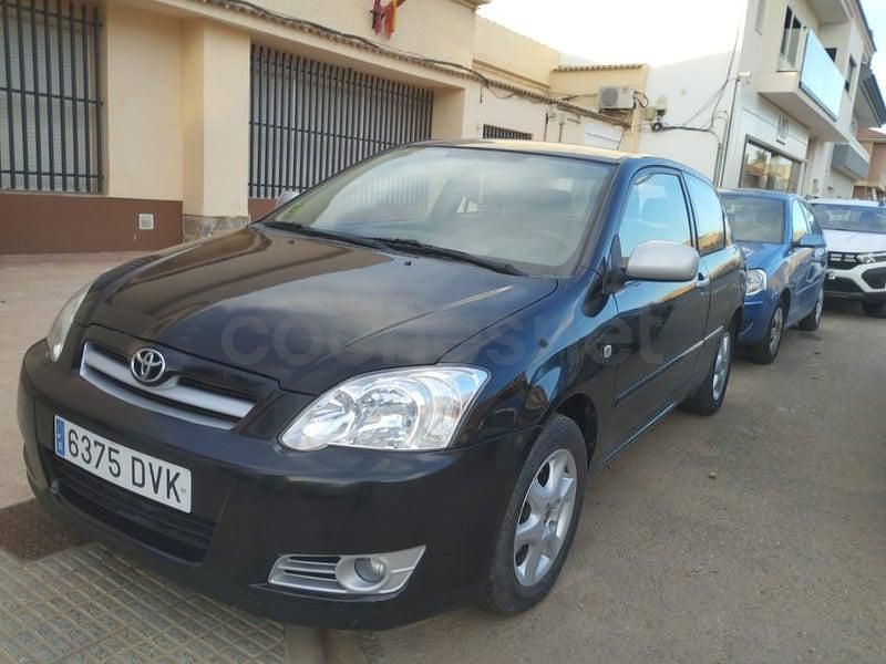 Usado Toyota Corolla Terra 90 CV (66 kW) 2005 Negro Berlina