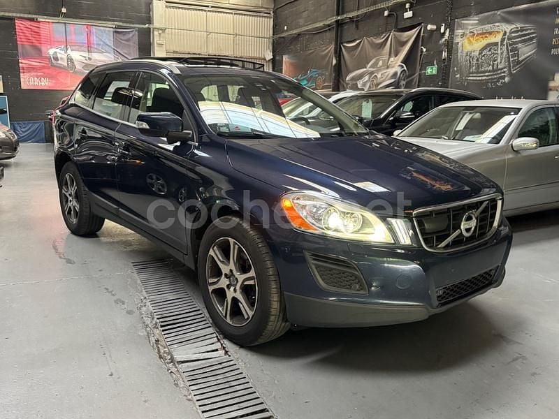 Negro Usado 2012 Volvo XC60 Summum SUV | 8900 € (Buen precio) - Imagen 1/4