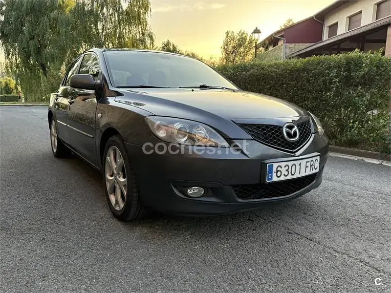 Usado Mazda 3 Sportive 143 CV (105 kW) 2007 Gris / plata Berlina
