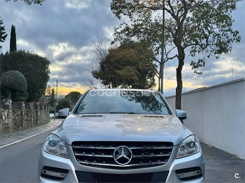 Usado Mercedes ML350 258 CV (189 kW) 2011 Gris / plata SUV