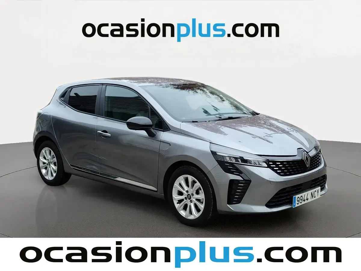 Usado Renault Clio Evolution 101 CV (74 kW) 2025 Gris Utilitario