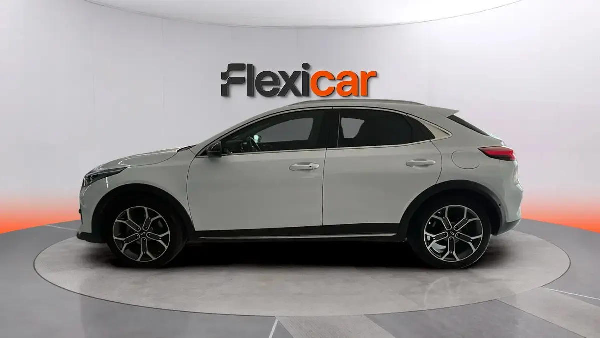 Usado Kia XCeed 120 CV (88 kW) 2019 Blanco SUV