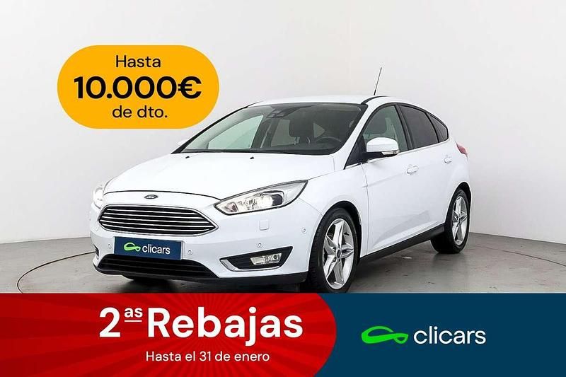 Blanco Usado 2015 Ford Focus Titanium Utilitario | 8590 € (Precio justo) - Imagen 1/4