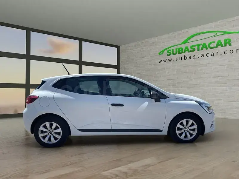 Usado Renault Clio V Business 100 CV (73 kW) 2021 Blanco Berlina