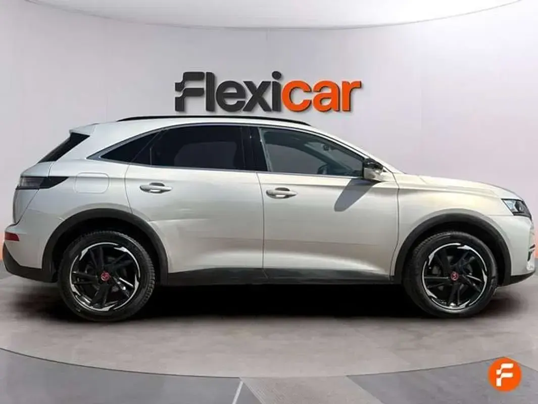 Usado DS Automobiles DS7 Crossback 131 CV (96 kW) 2022 Beige SUV