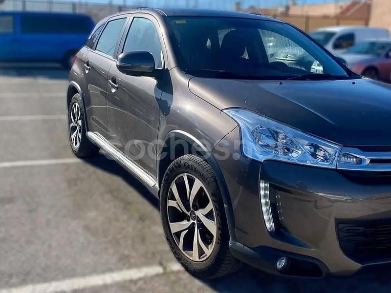 Usado Citroën C4 Aircross Start 114 CV (83 kW) 2015 Marrón SUV