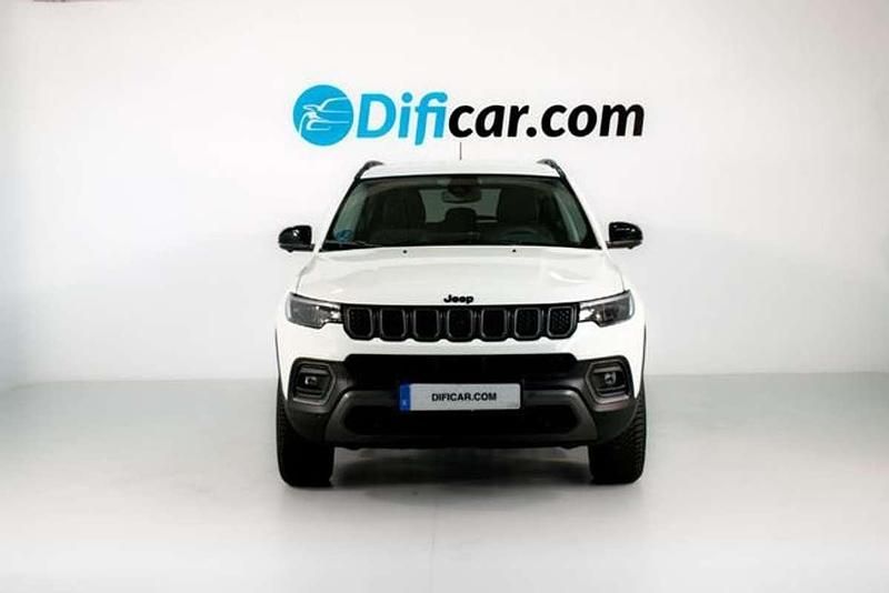 Usado Jeep Compass Trailhawk 243 CV (178 kW) 2024 Blanco SUV