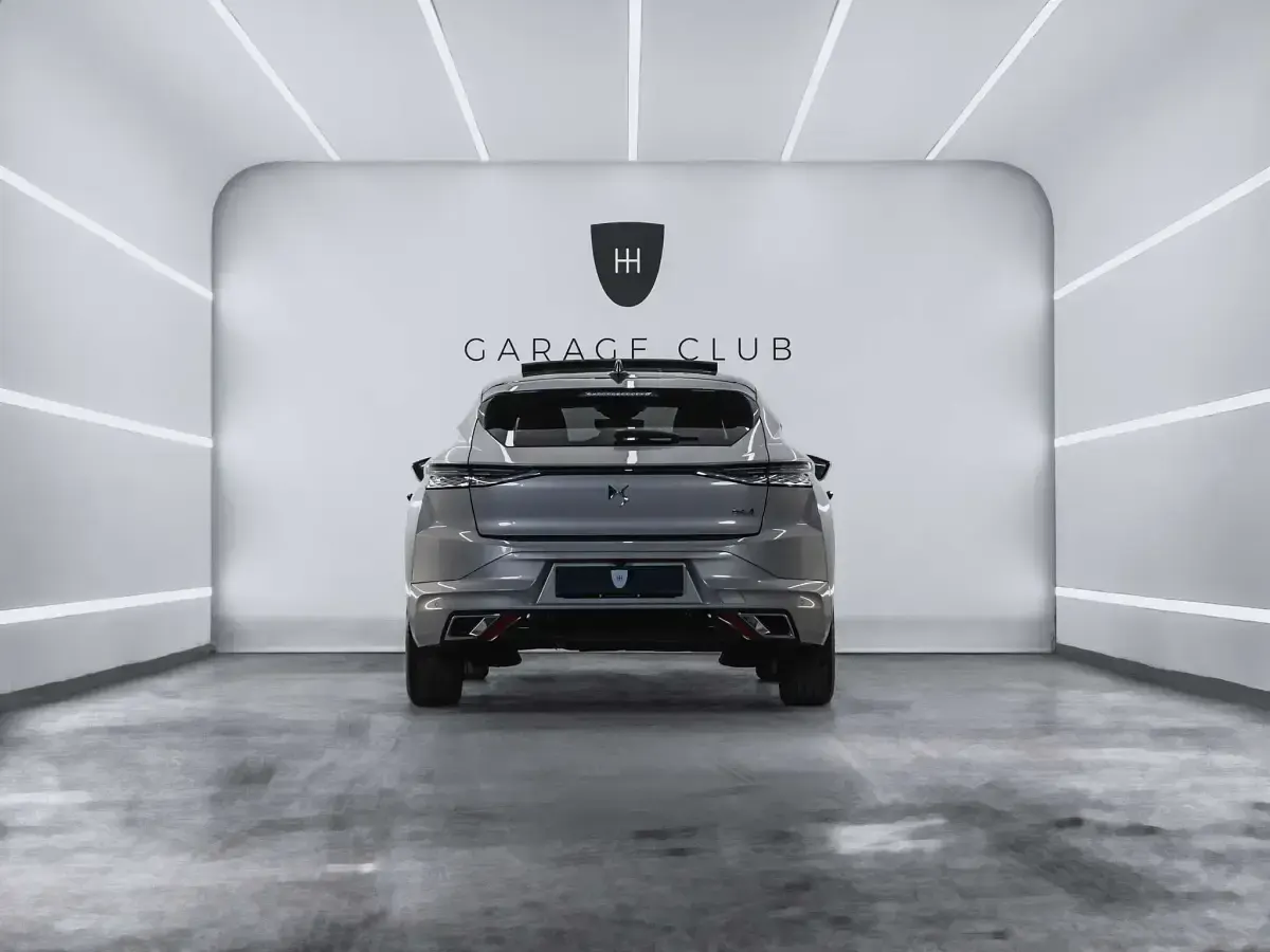 Usado DS Automobiles DS4 131 CV (96 kW) 2023 Gris / plata SUV