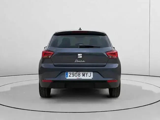 Usado Seat Ibiza XCELLENCE 115 CV (84 kW) 2025 Gris Utilitario