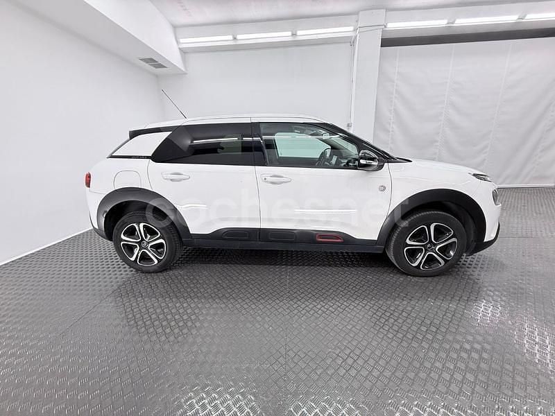 Usado Citroën C4 Cactus 102 CV (75 kW) 2020 Blanco Utilitario