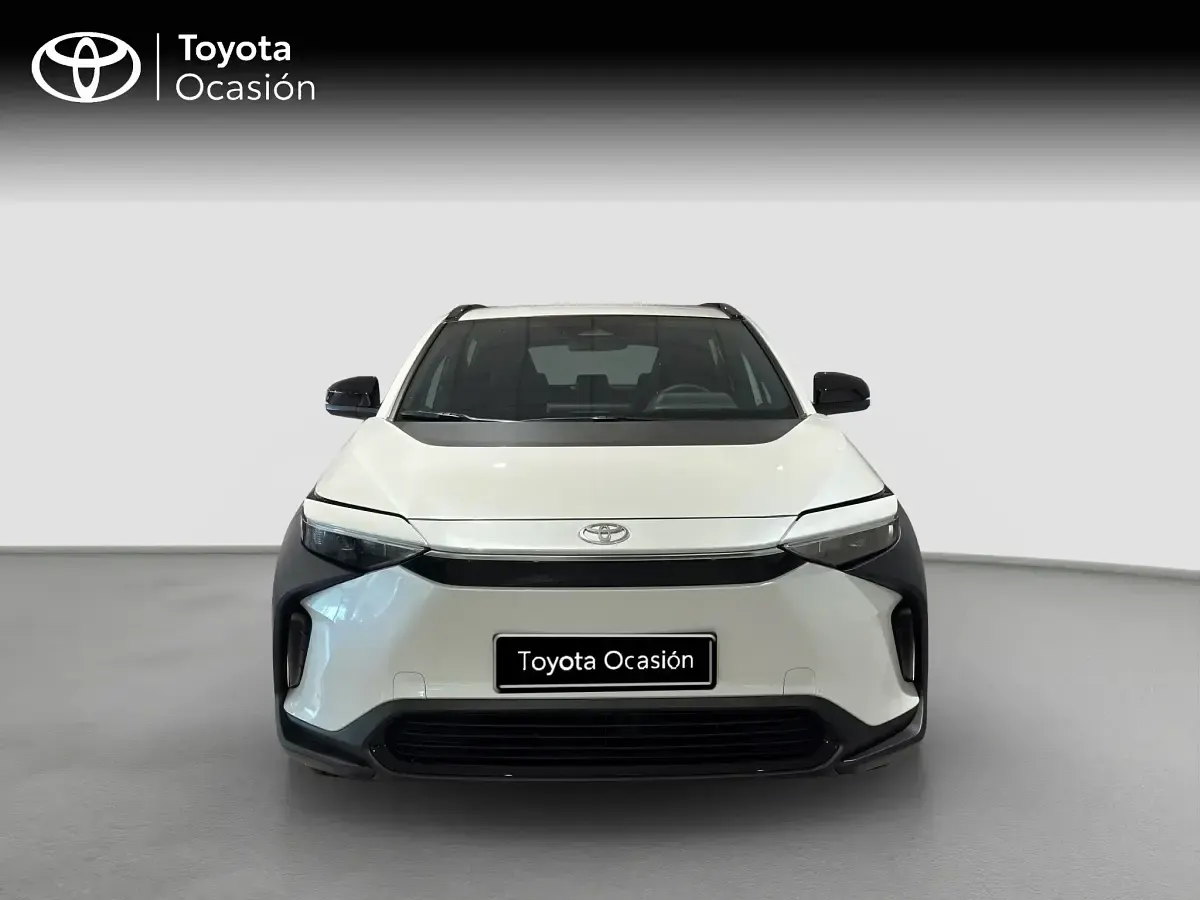 Gebraucht Toyota bZ4X Advance 150 kW (204 PS) 2025 Weiß SUV