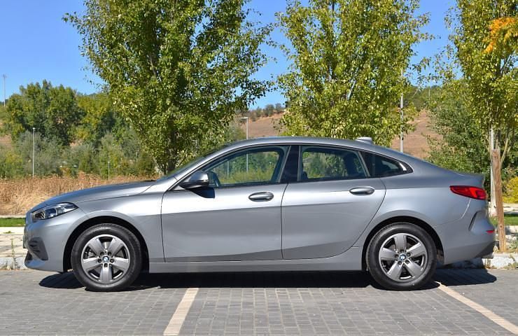 Usado BMW 218 Gran Coupé Advantage 136 CV (100 kW) 2023 Gris Coupe