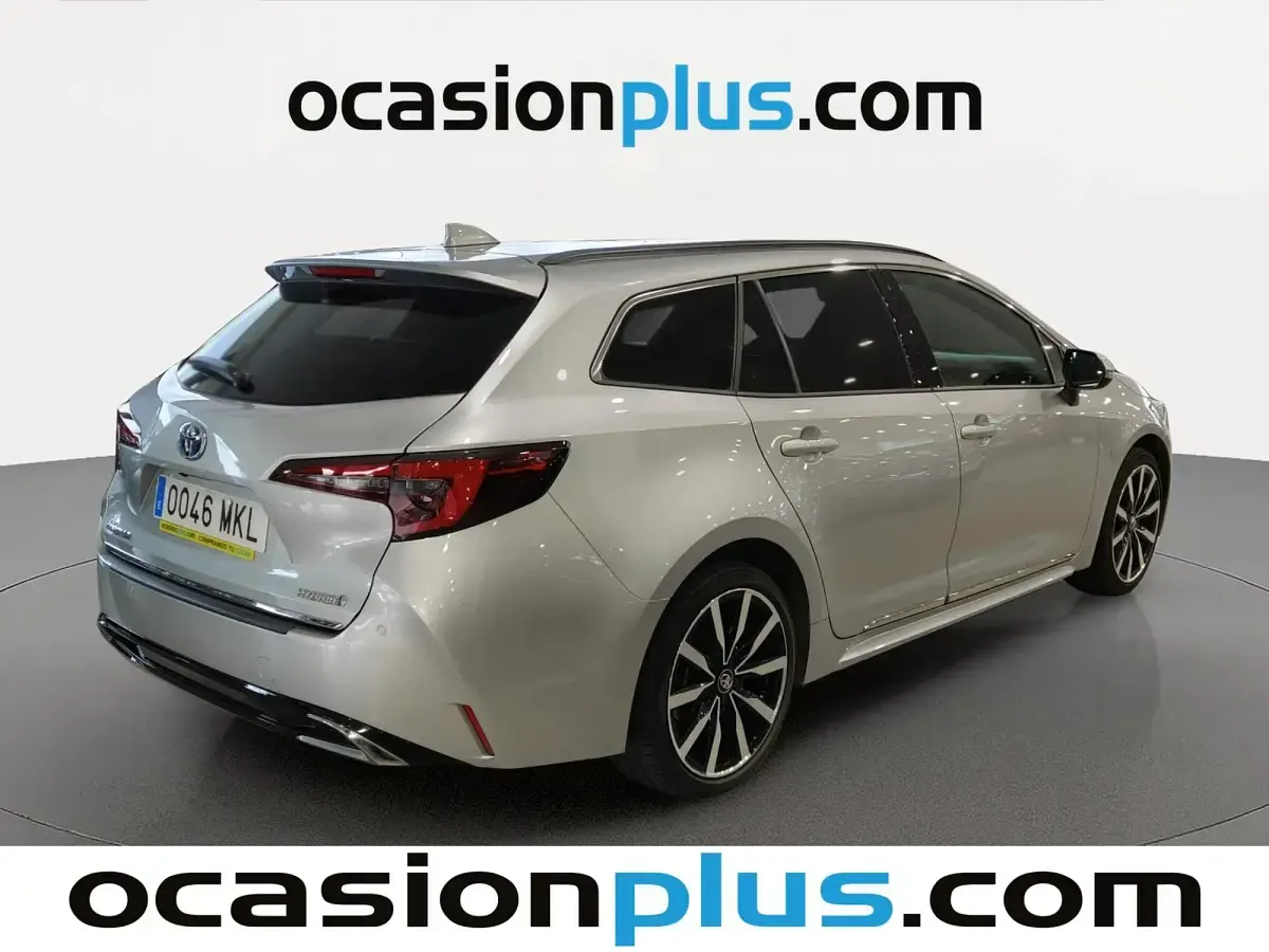 Usado Toyota Corolla Edition 196 CV (144 kW) 2023 Gris plata