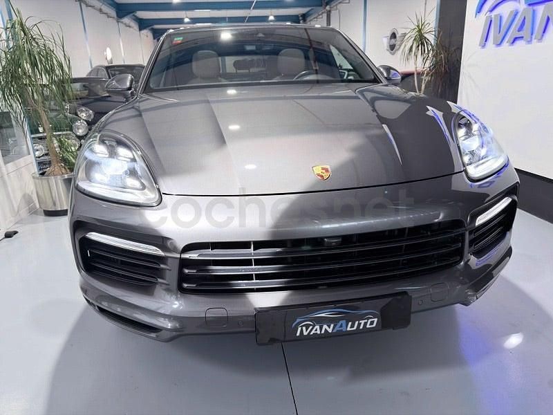 Usado Porsche Cayenne 340 CV (250 kW) 2021 Gris / plata SUV