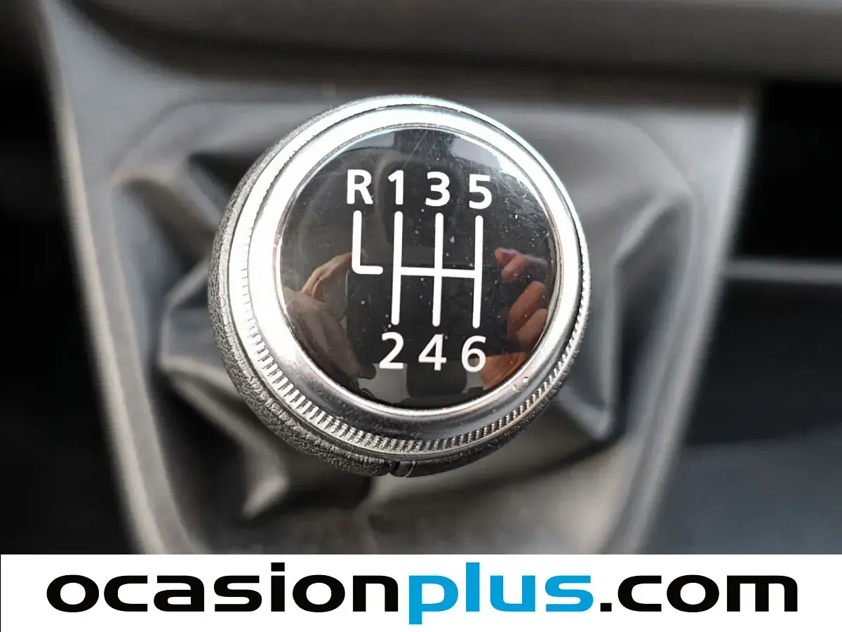 Usado Renault Trafic 131 CV (96 kW) 2024 Blanco Monovolumen