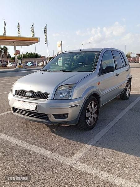 Plateado Usado 2005 Ford Fusion Trend Berlina | 1450 € (Super precio) - Imagen 1/4