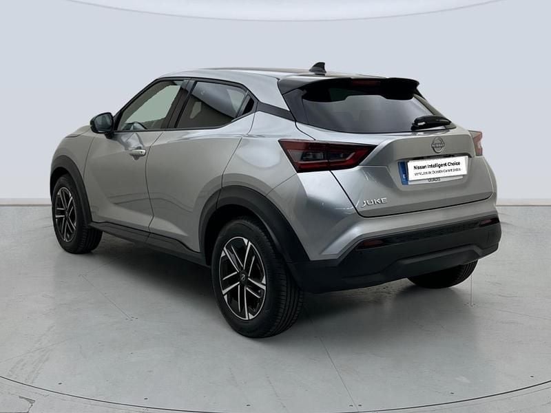 Usado Nissan Juke N-Connecta 114 CV (83 kW) 2025 Gris plata SUV