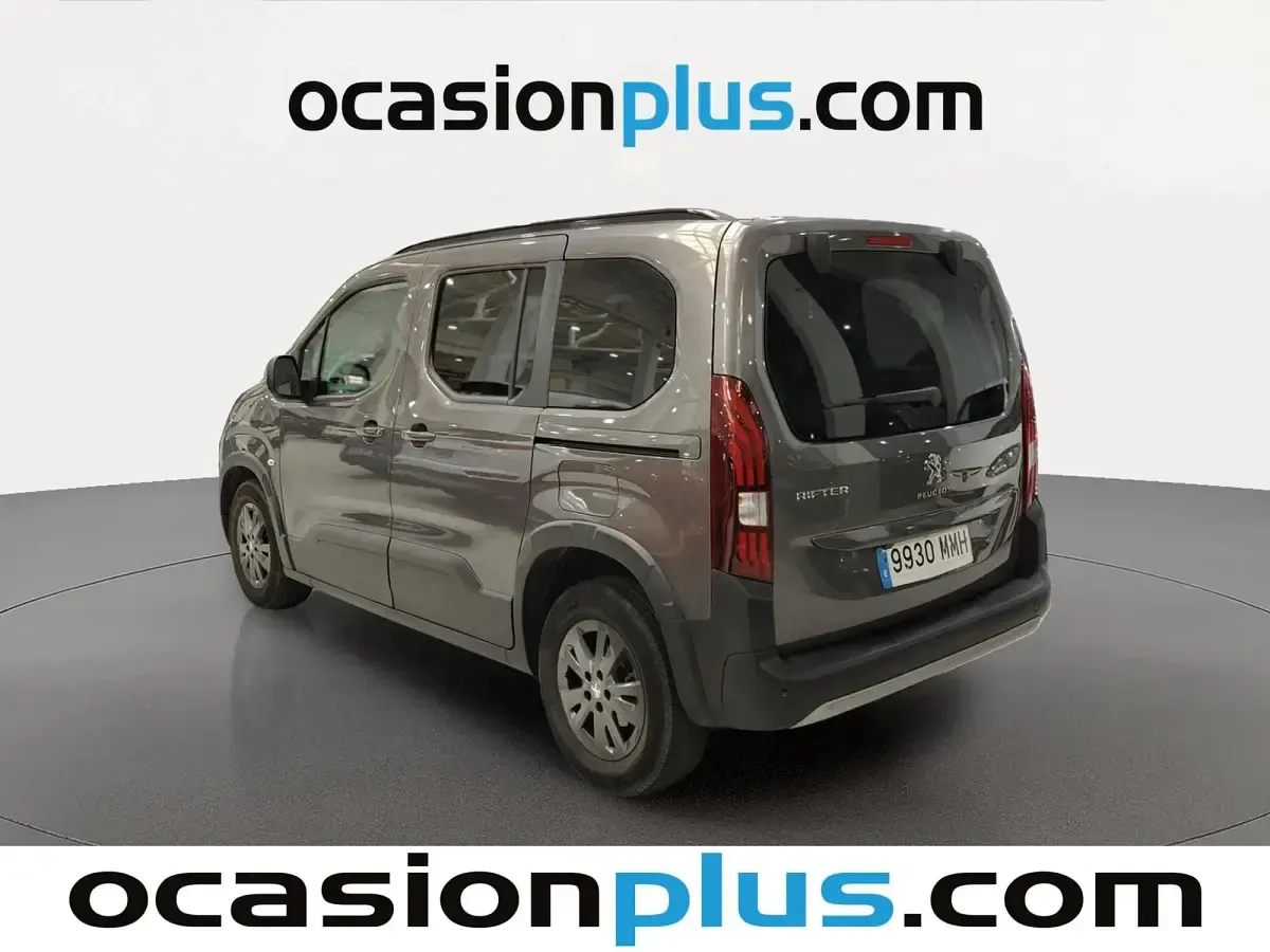Usado Peugeot Rifter Allure 110 CV (80 kW) 2023 Gris Monovolumen