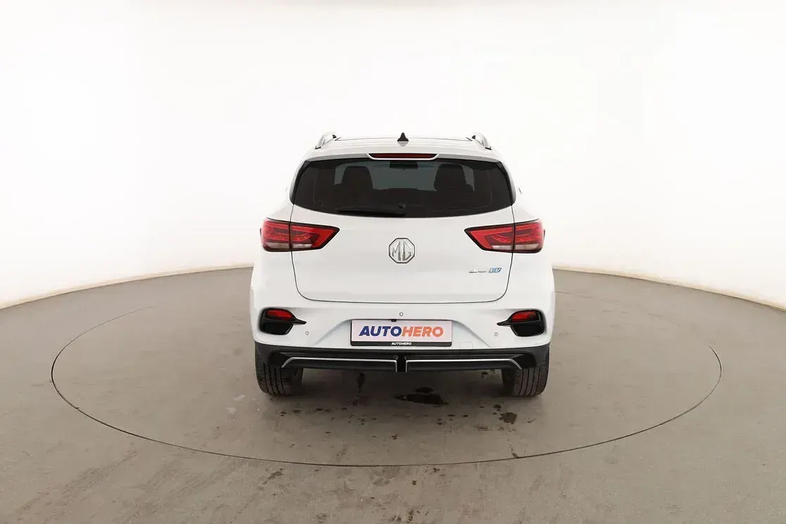 Usado MG ZS Luxury 114 kW (156 CV) 2022 Blanco SUV