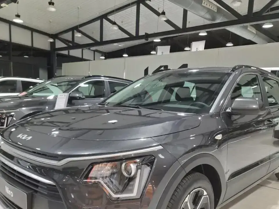 Novo Kia Niro 139 HP (102 kW) 2026 Otro SUV
