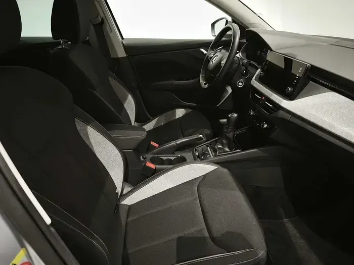Nuevo Skoda Scala Selection 95 CV (69 kW) 2026 Blanco Utilitario