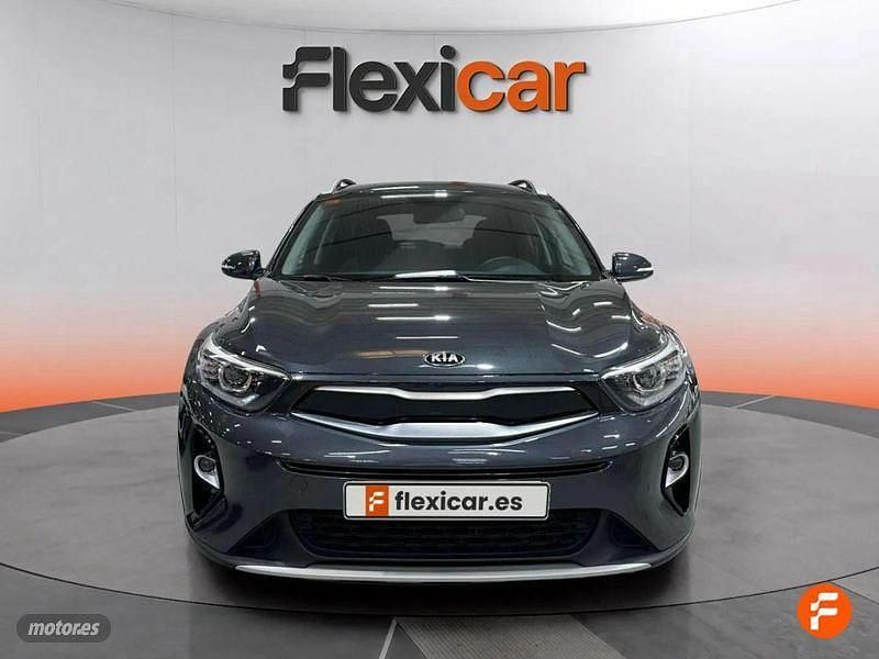 Usado Kia Stonic 84 CV (61 kW) 2019 Gris SUV