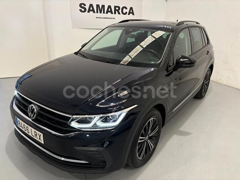 Negro Usado 2021 VW Tiguan Life SUV | 28.000 € (Precio justo) - Imagen 1/4