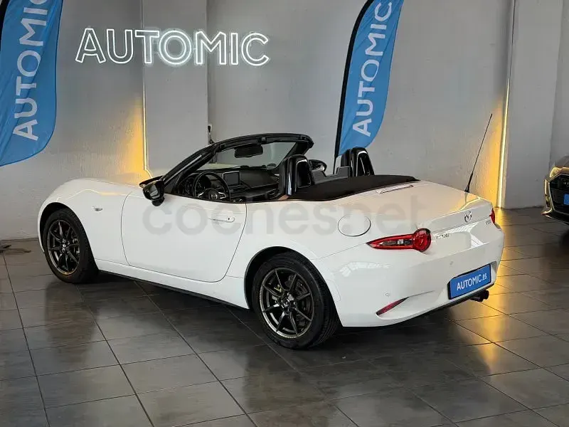 Usado Mazda MX5 Style 131 CV (96 kW) 2017 Blanco Descapotable