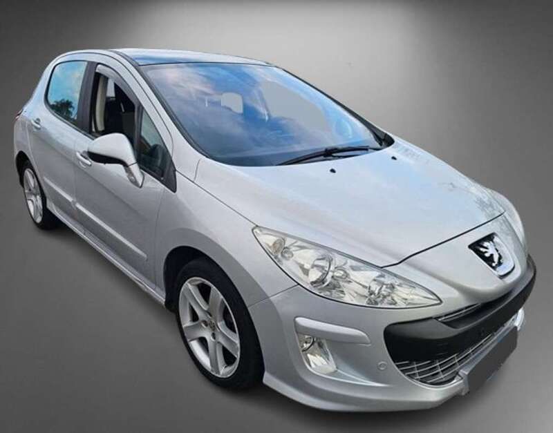 Gris / plata Usado 2011 Peugeot 308 Allure Berlina | 5500 € (Buen precio) - Imagen 1/4