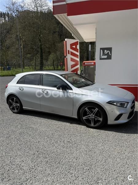 Gris / plata Usado 2018 Mercedes A180 Berlina | 22.000 € (Precio justo) - Imagen 1/4