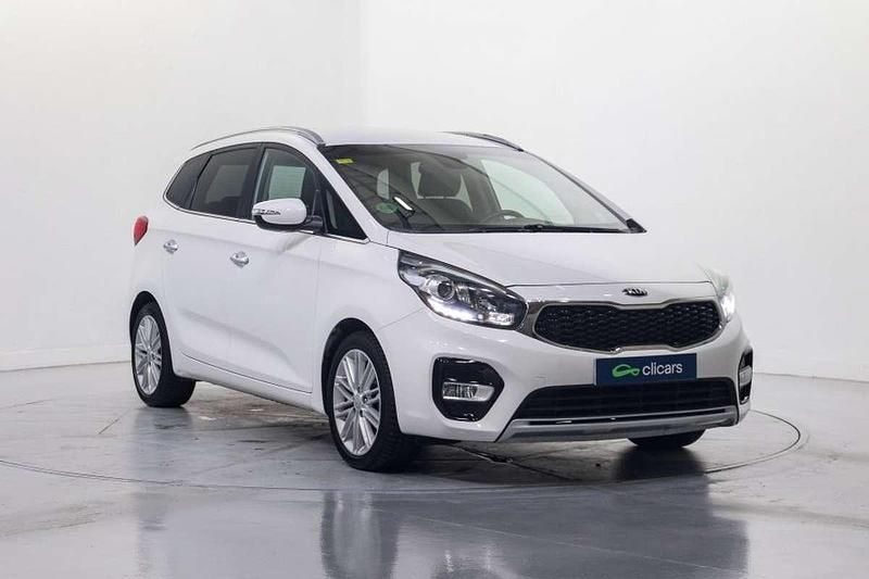 Usado Kia Carens 136 CV (100 kW) 2018 Blanco Monovolumen