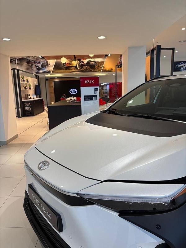 Nuevo Toyota bZ4X Style 2025 Blanco SUV