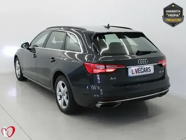 Occasion Audi A4 Advanced Plus 163 PK (119 kW) 2020 Zwart Stationwagen