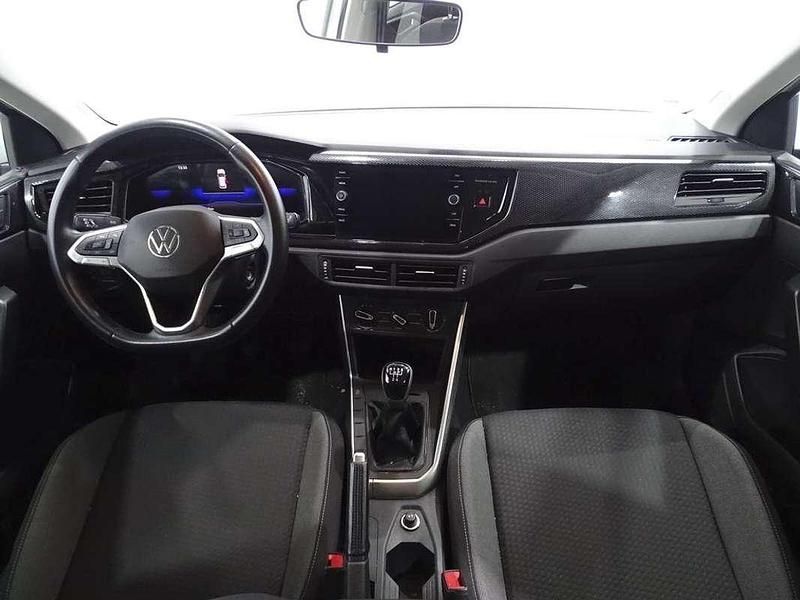 Usado VW Polo Life 95 CV (69 kW) 2023 Blanco Utilitario