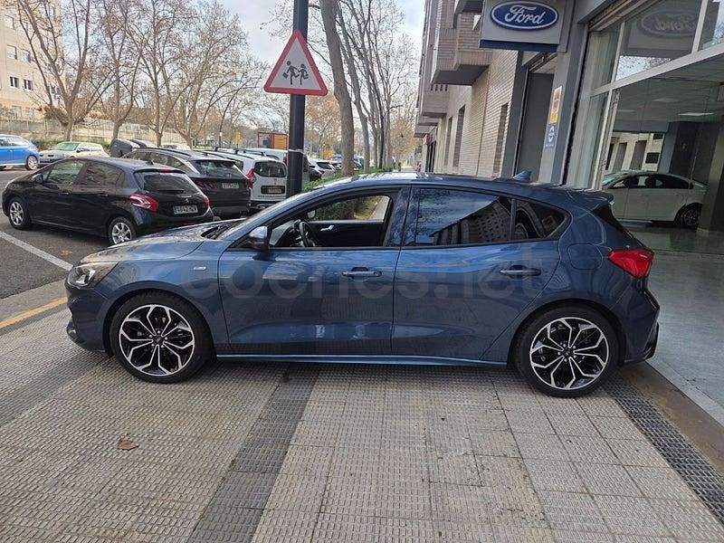 Usado Ford Focus ST-Line 155 CV (114 kW) 2021 Azul Berlina