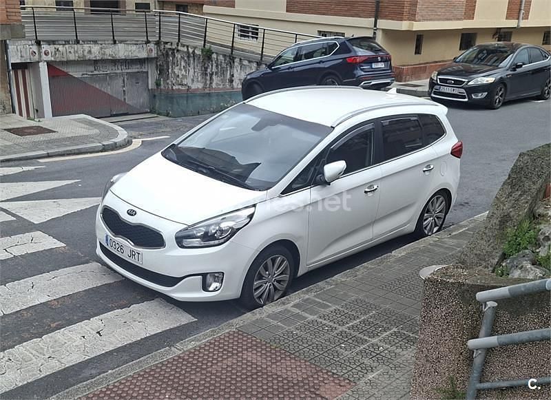 Usado Kia Carens 135 CV (99 kW) 2016 Blanco Monovolumen