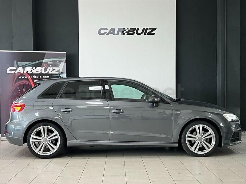 Usado Audi A3 S-Line 150 CV (110 kW) 2019 Gris / plata Berlina