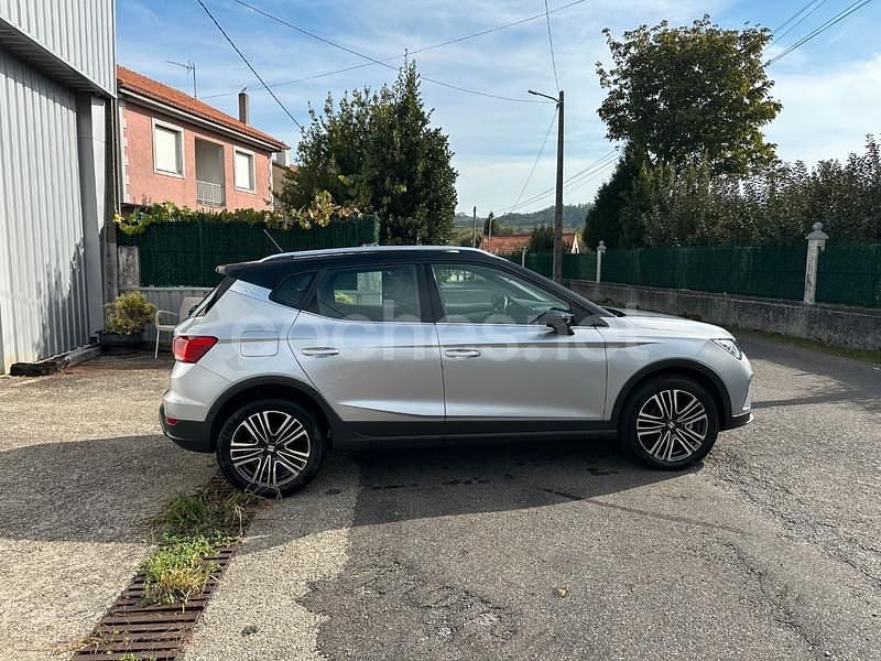 Usado Seat Arona FR 115 CV (84 kW) 2024 Gris / plata SUV